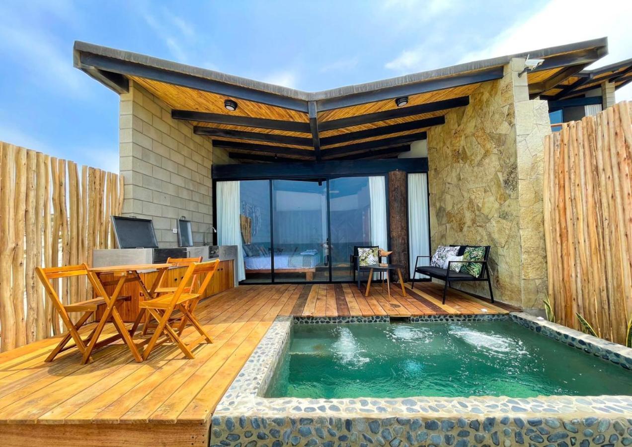Diem Vichayito Beachfront Eco-Luxury ภายนอก รูปภาพ