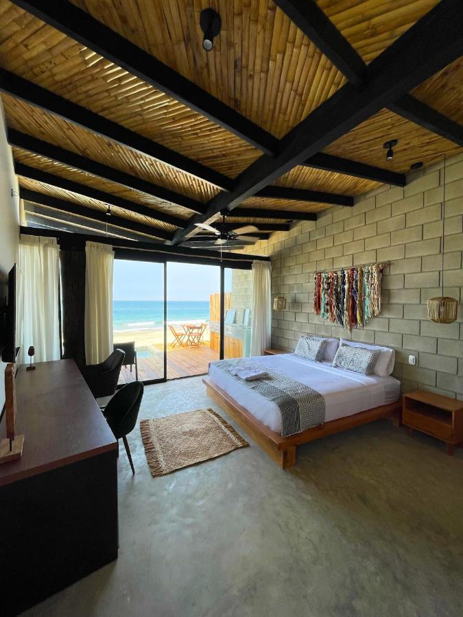 Diem Vichayito Beachfront Eco-Luxury ภายนอก รูปภาพ