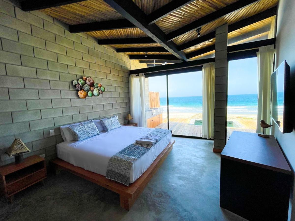 Diem Vichayito Beachfront Eco-Luxury ภายนอก รูปภาพ