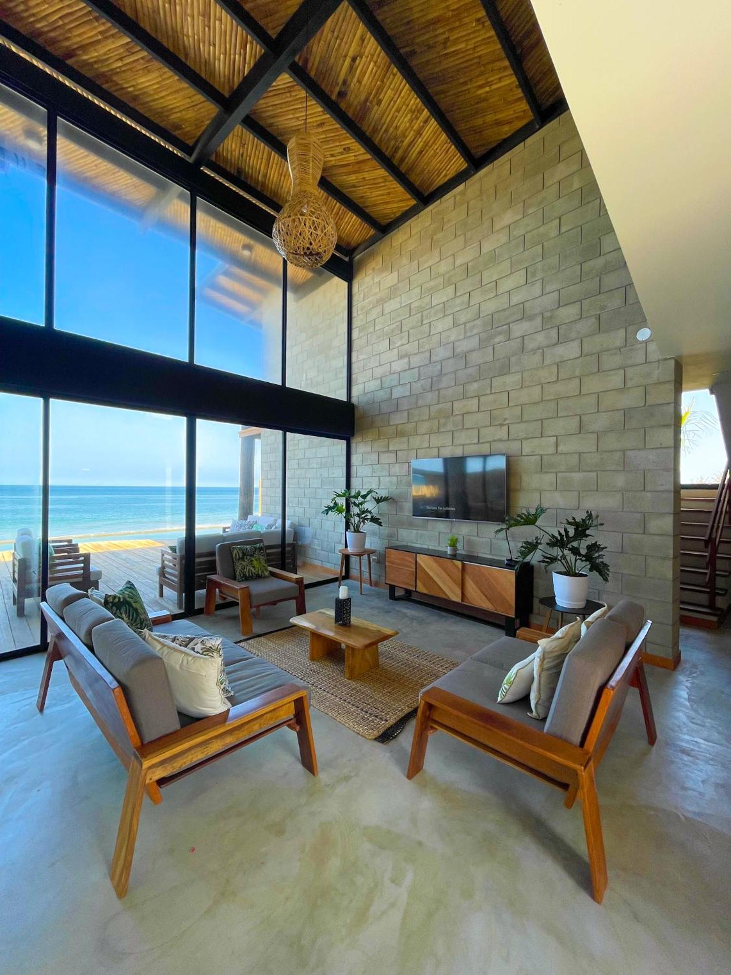 Diem Vichayito Beachfront Eco-Luxury ห้อง รูปภาพ